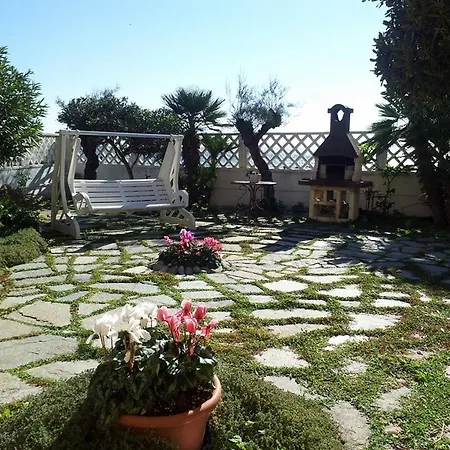 Il Giardino Sul Mare Bed & Breakfast *
